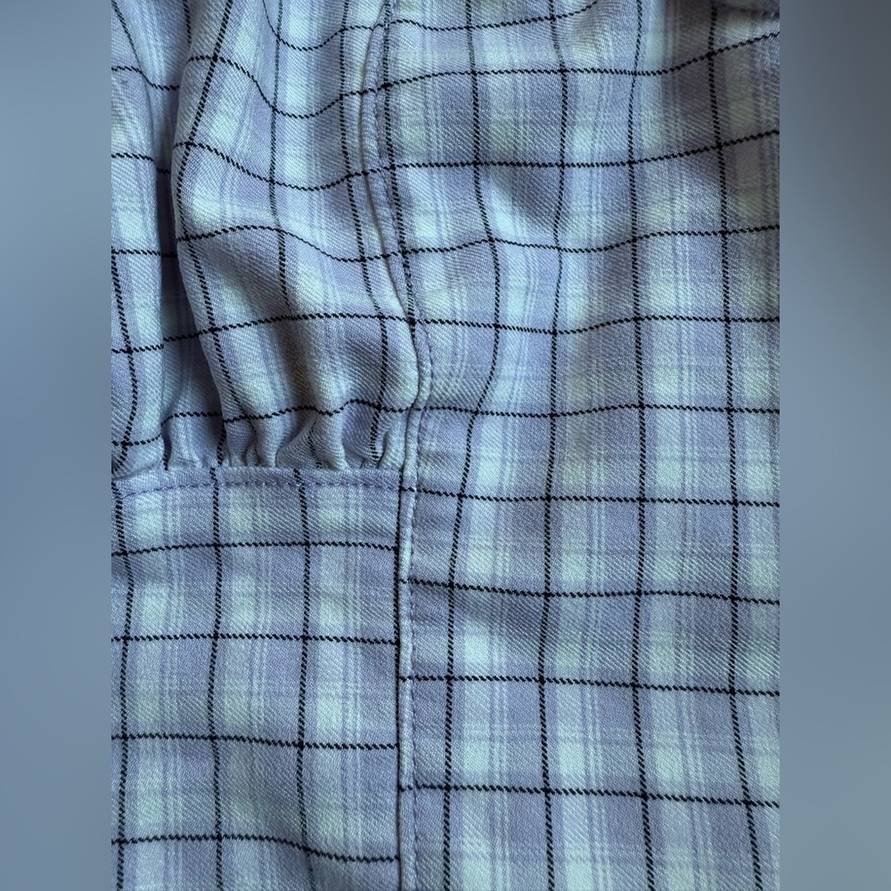 Hollister Small Purple Plaid Sleeveless Smocked Crop Top - Picture 4 of 8